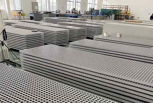What are the factors that determine the price of FRP grating?
